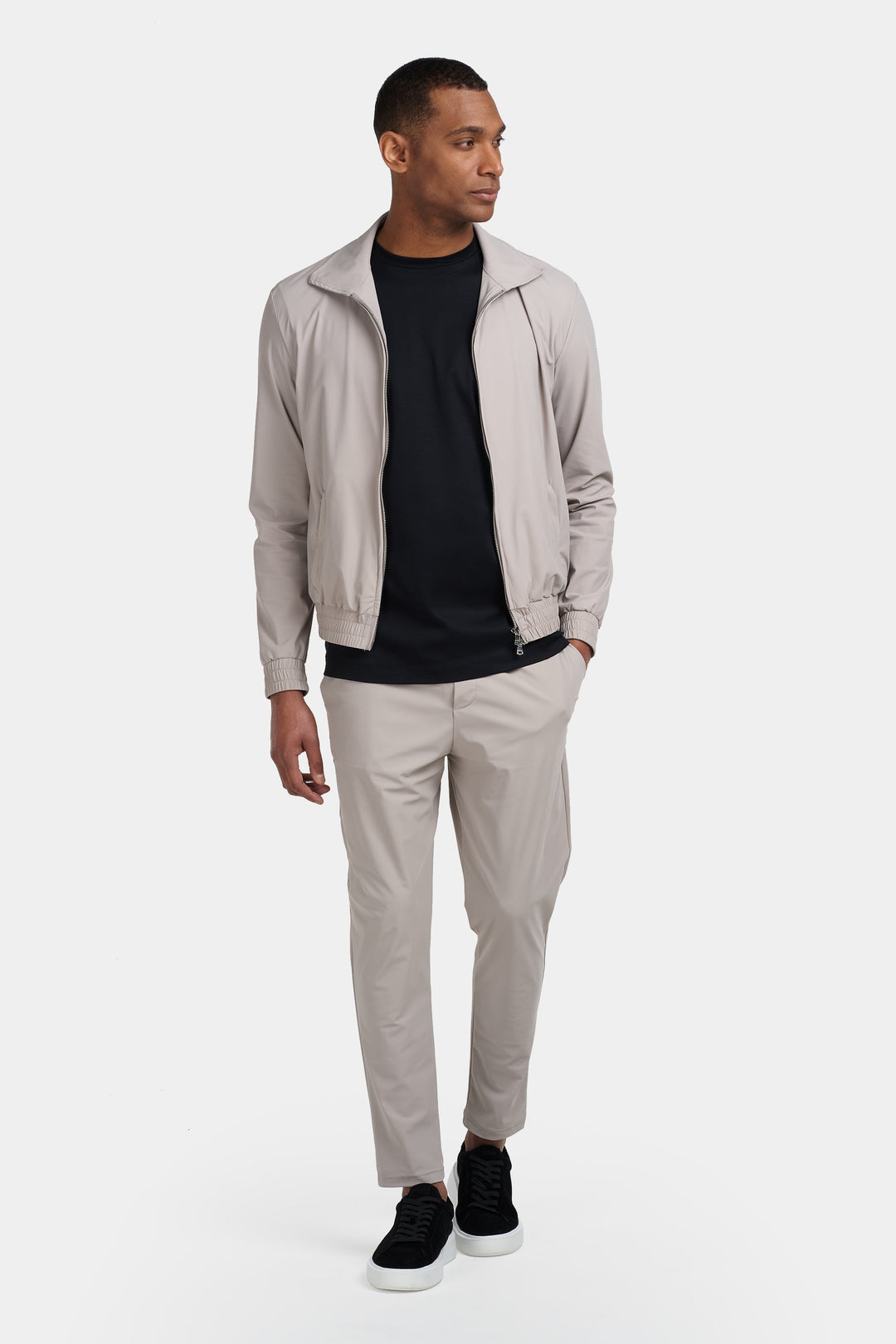 THE TRAVEL JACKET