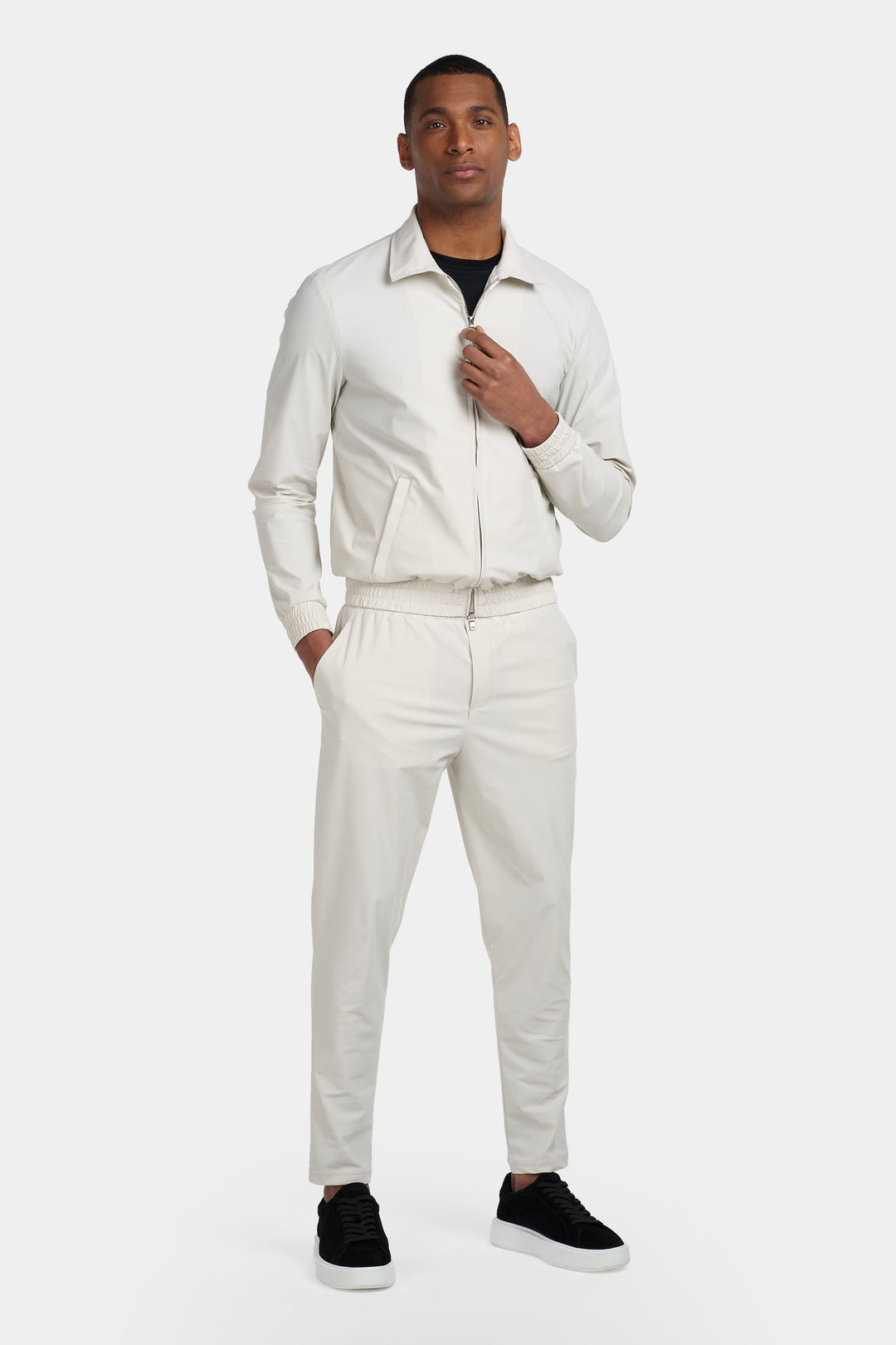THE TRAVEL JACKET