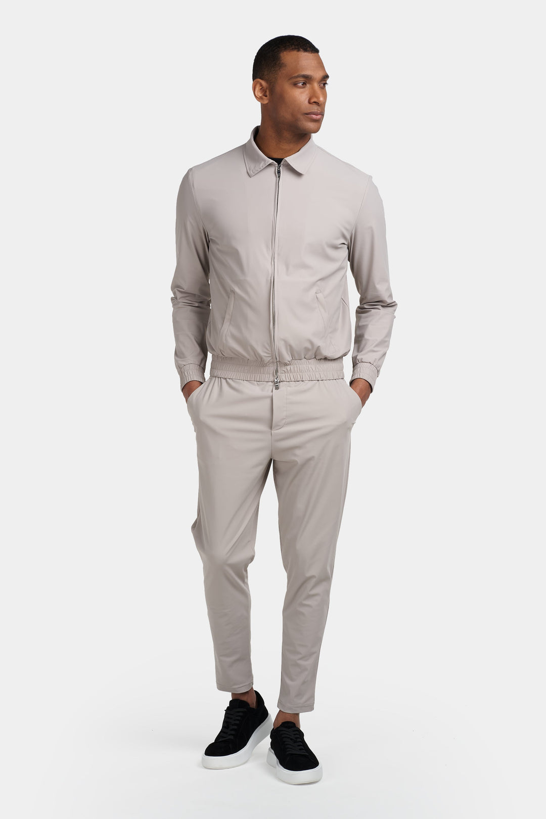 THE TRAVEL JACKET