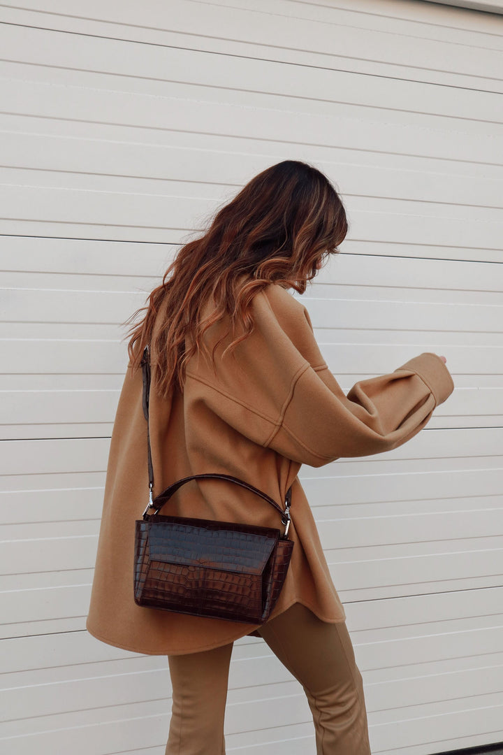 Ikon Shoulder Bag - croco dark chocolate