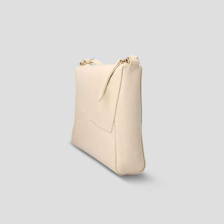 Rebel Clutch - soft touch cream