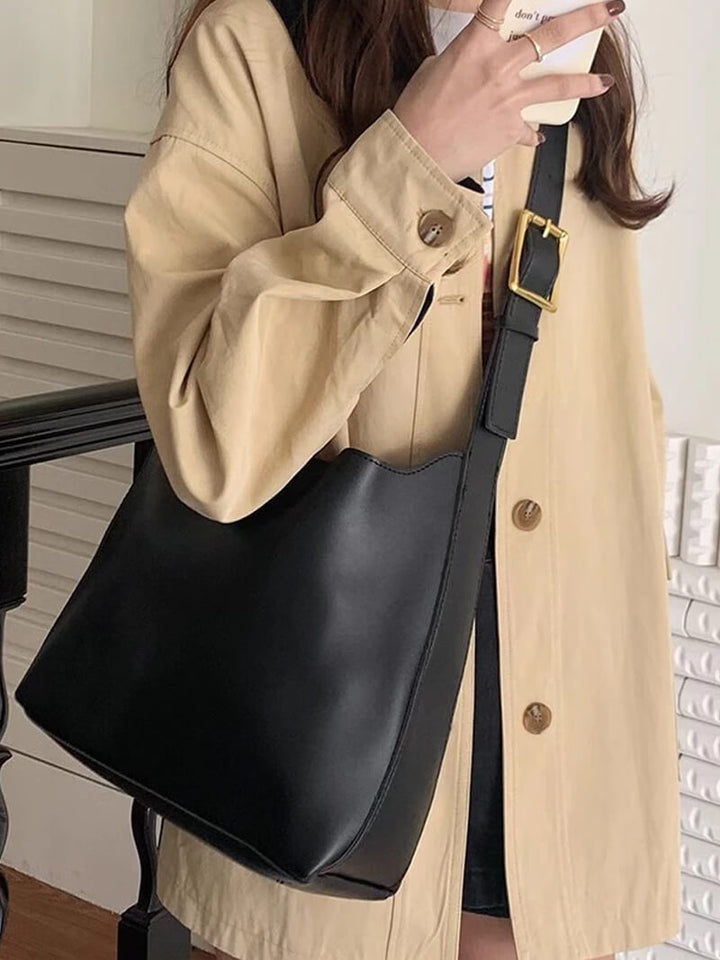 Baganova Shoulder Bag