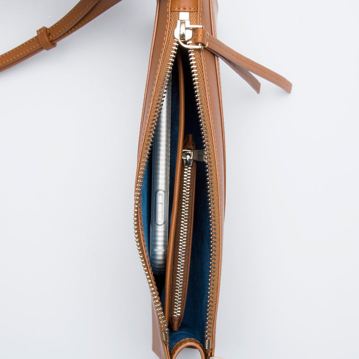 Arch clutch
